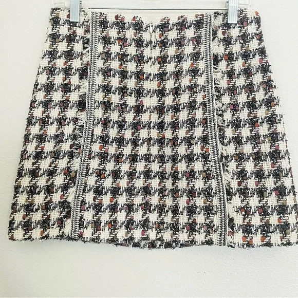 VERONICA BEARD STARK TWEED MINI SKIRT Houndstooth-patterned SIZE 4 - Picture 8 of 13